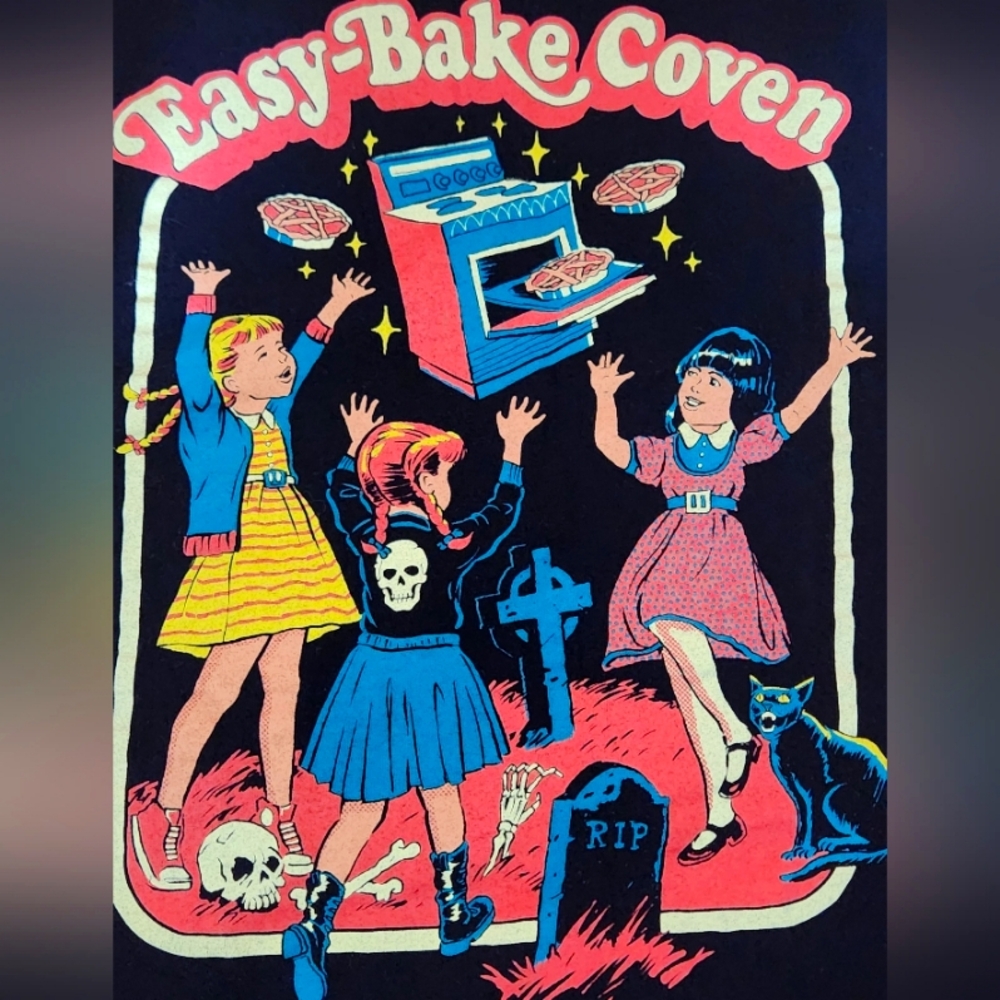"EASY BAKE COVEN" Adult XS T- Shirt by Creepy Co. Pre-owned